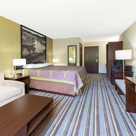 Super 8 By Wyndham Perry Hotell Eksteriør bilde